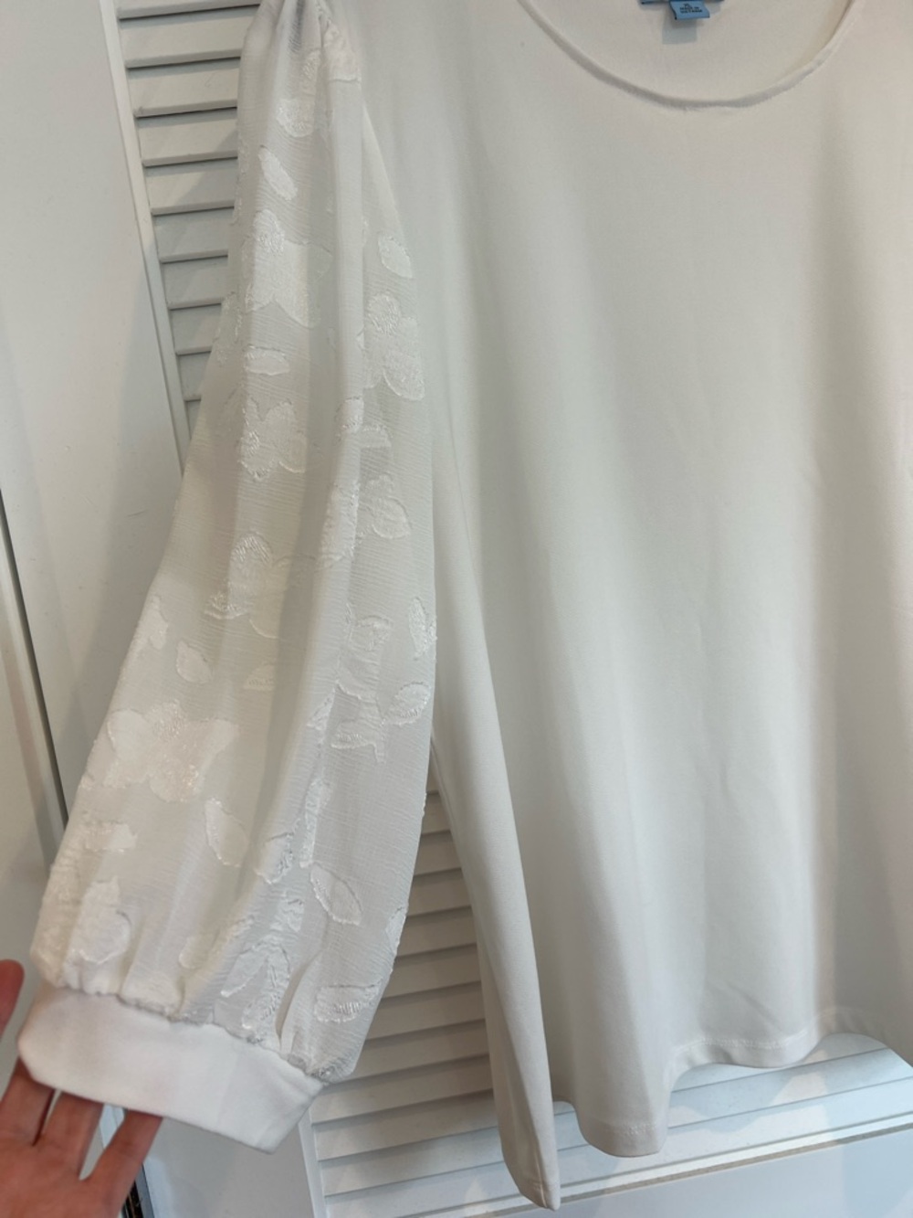 CeCe California Ivory Puff-Sleeve Blouse